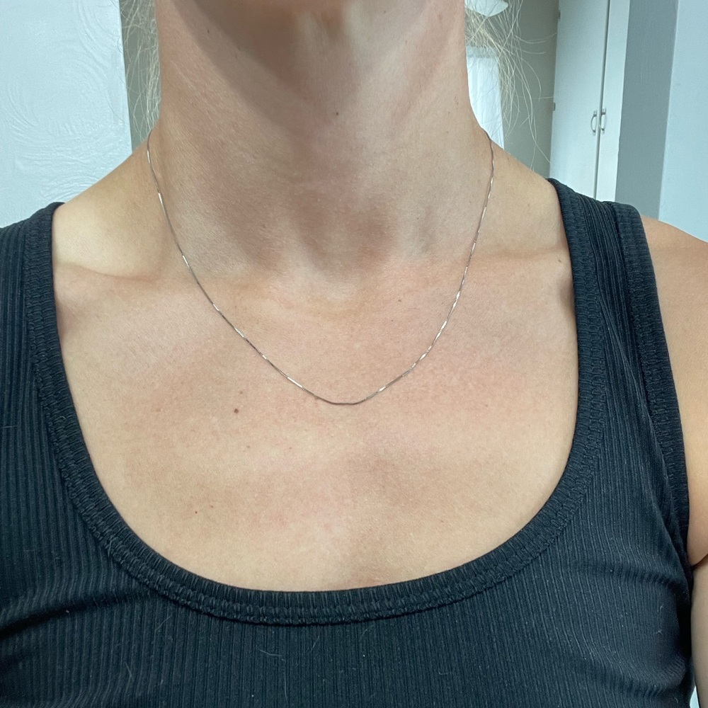 Pearl Necklace - Picture 10 of 10